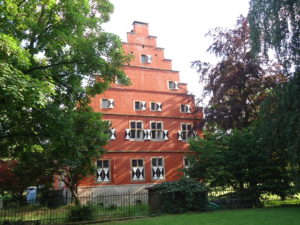 12. Haus Wenge_Christa Schmidt